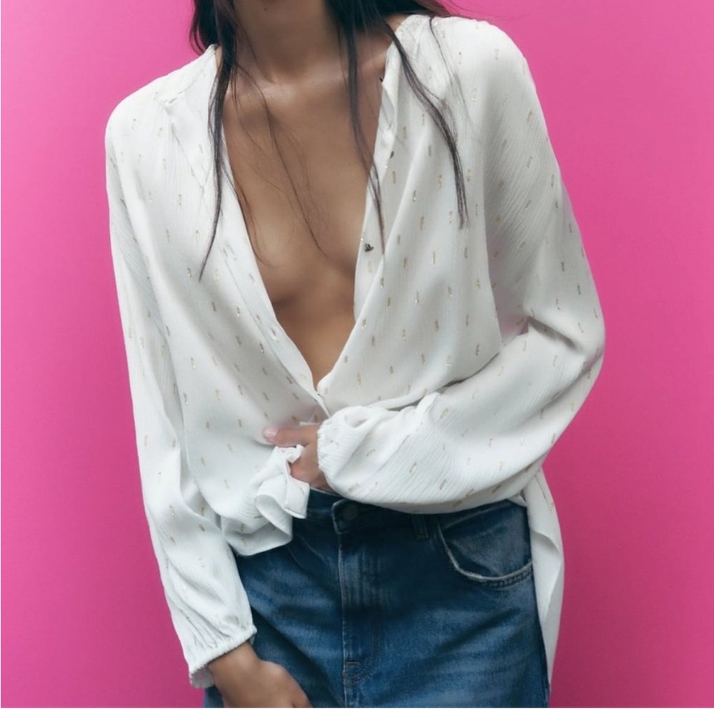 EUC ZARA white button down gold accents L